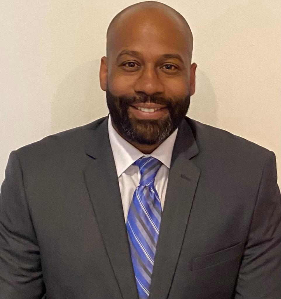 Melvin Thomas, Associate Director, Dallas